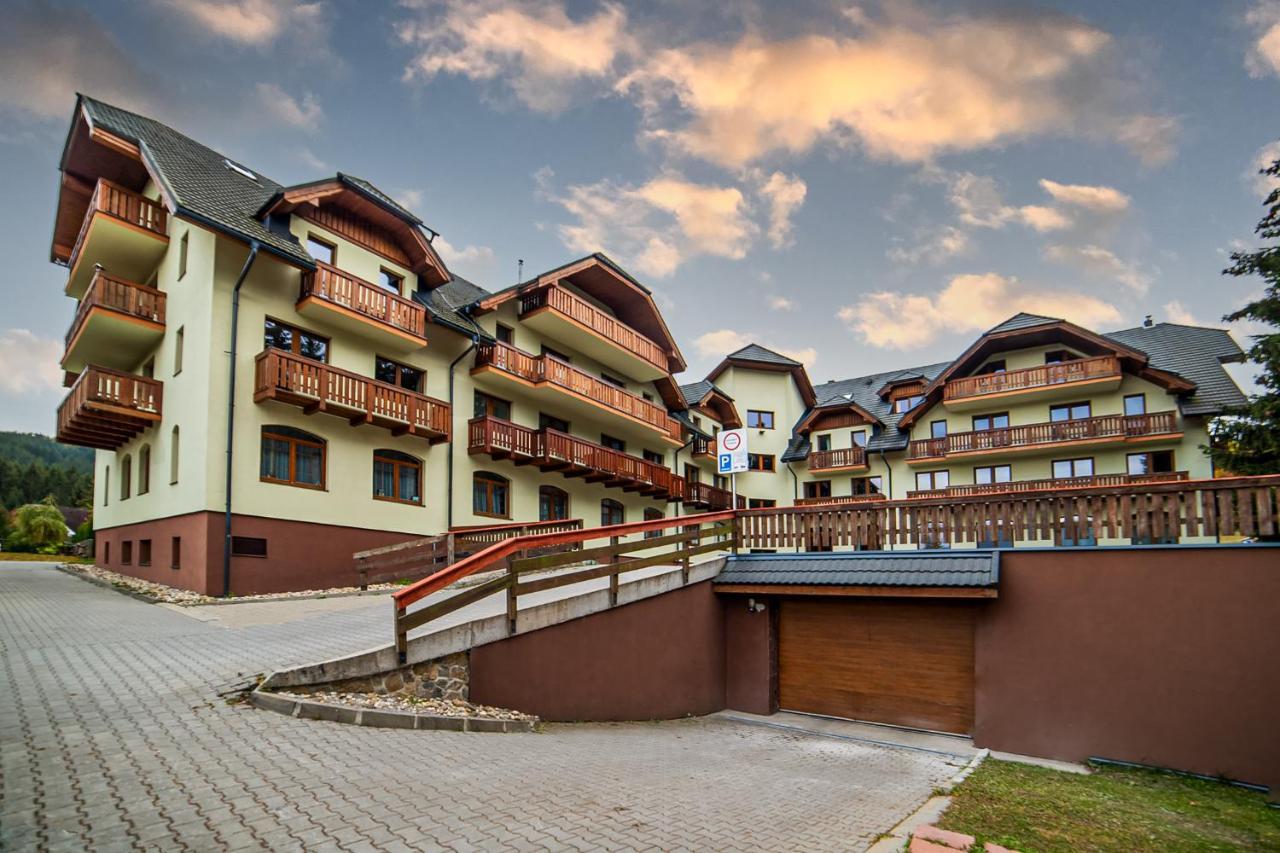Apartman Tulanie 62 Kamzik Donovaly 2 Izbovy Mezonet Deluxe Parkovanie V Podzemnej Garazi Zdarma Zewnętrze zdjęcie